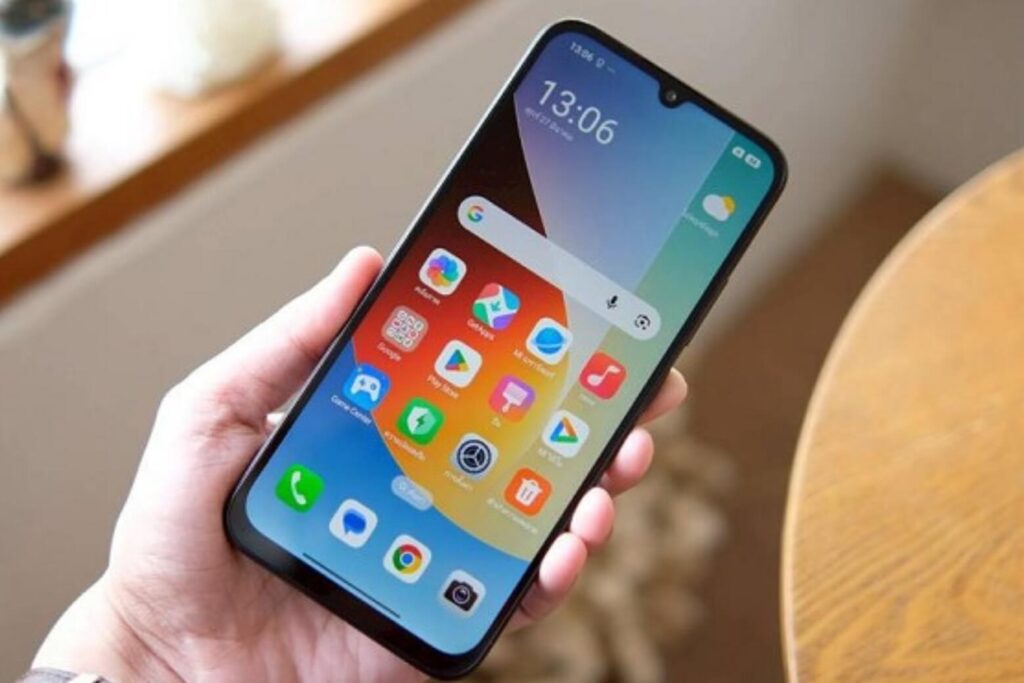 Mở hộp Xiaomi Redmi A7 Pro: Khám phá hộp phụ kiện và trên tay thiết kế thực tế 9 Mở hộp Xiaomi Redmi A7 Pro