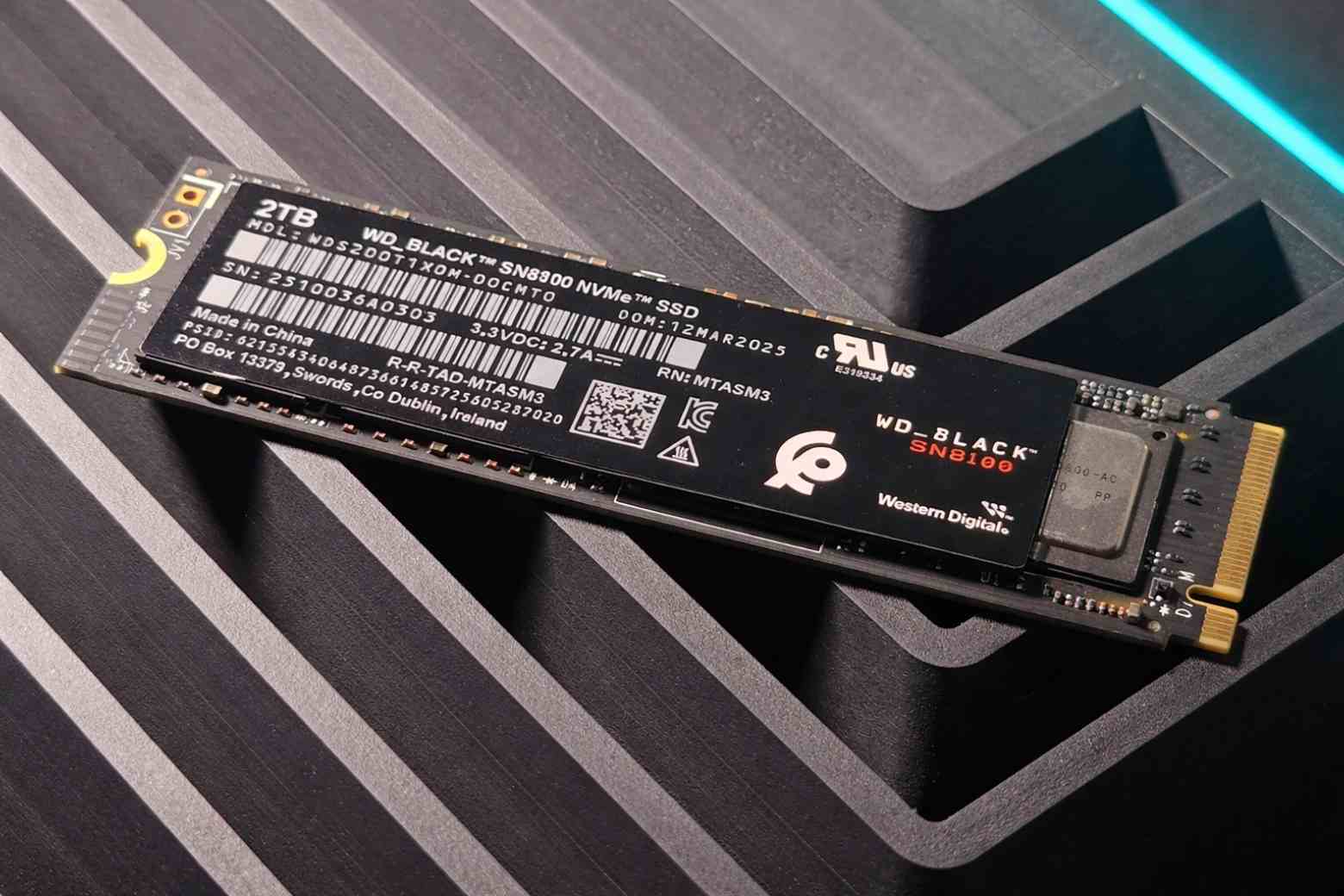Ổ cứng SSD NVMe là gì? Giải mã công nghệ lưu trữ trên Laptop và MacBook 8 Ổ cứng SSD NVMe là gì tốc độ đọc/ghi nhanh