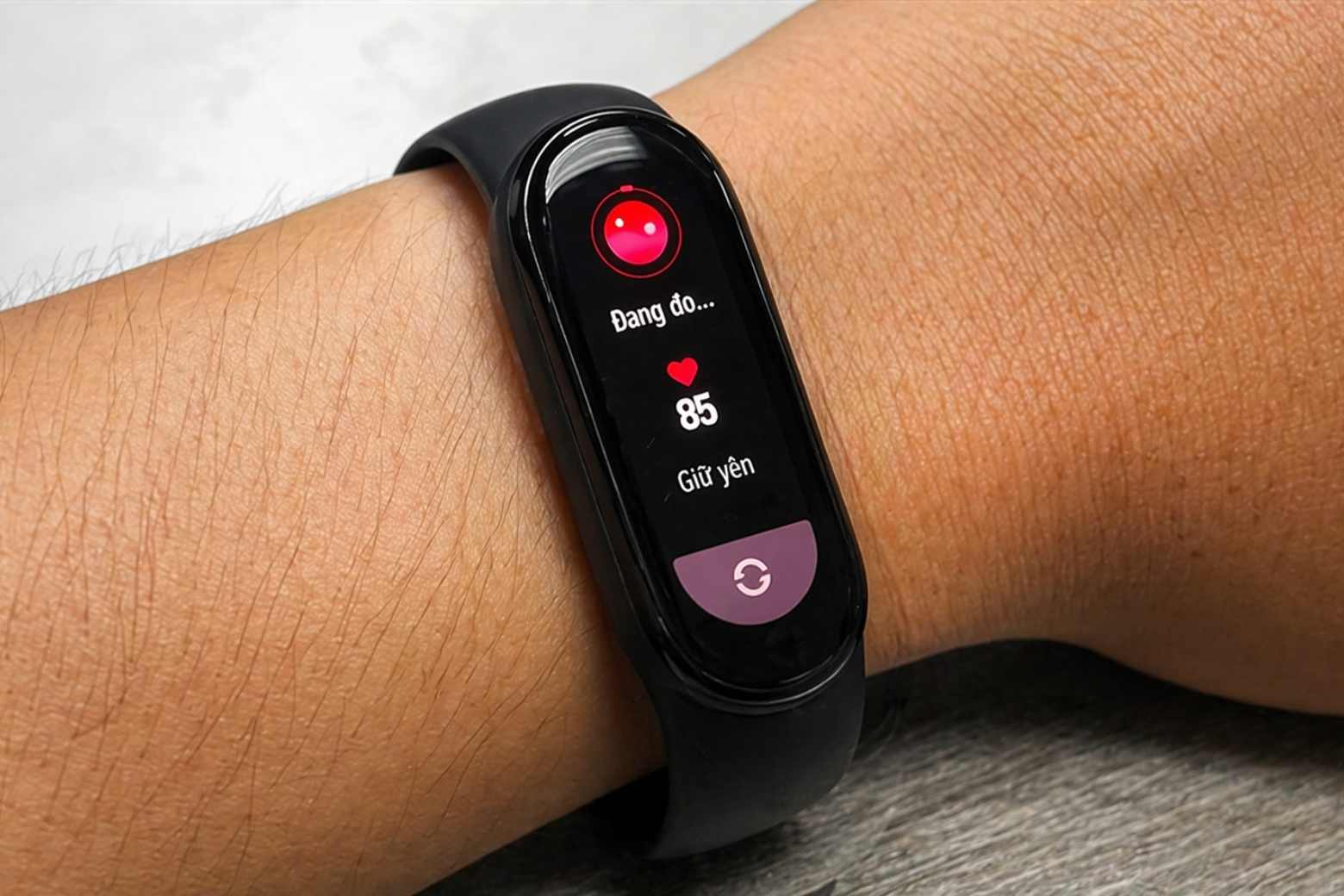 SpO2 là gì? Bảng chỉ số chuẩn và cách đo bằng đồng hồ thông minh 9 sp02 là gì tư thế cổ tay chính xác