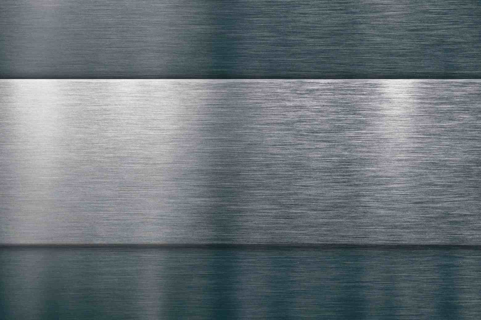 Titanium là gì? Độ bền viền Titanium trên điện thoại sau 2 năm 8 titanium là gì lớp mạ PVD