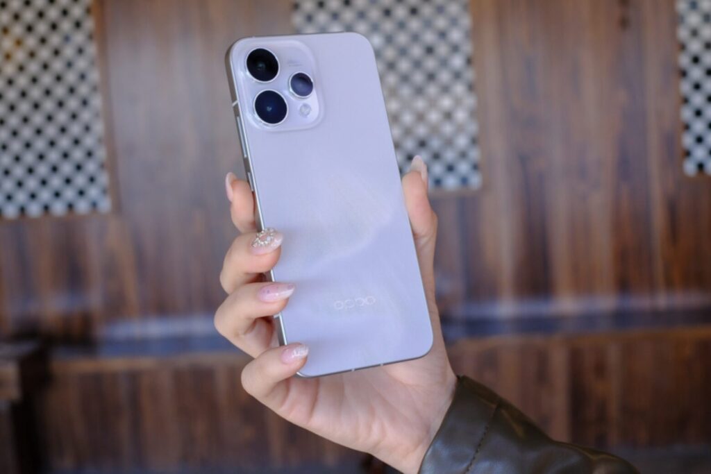 Trải nghiệm OPPO Reno15: Giải quyết những phiền toái thường nhật của dân văn phòng 9 Trải nghiệm OPPO Reno15