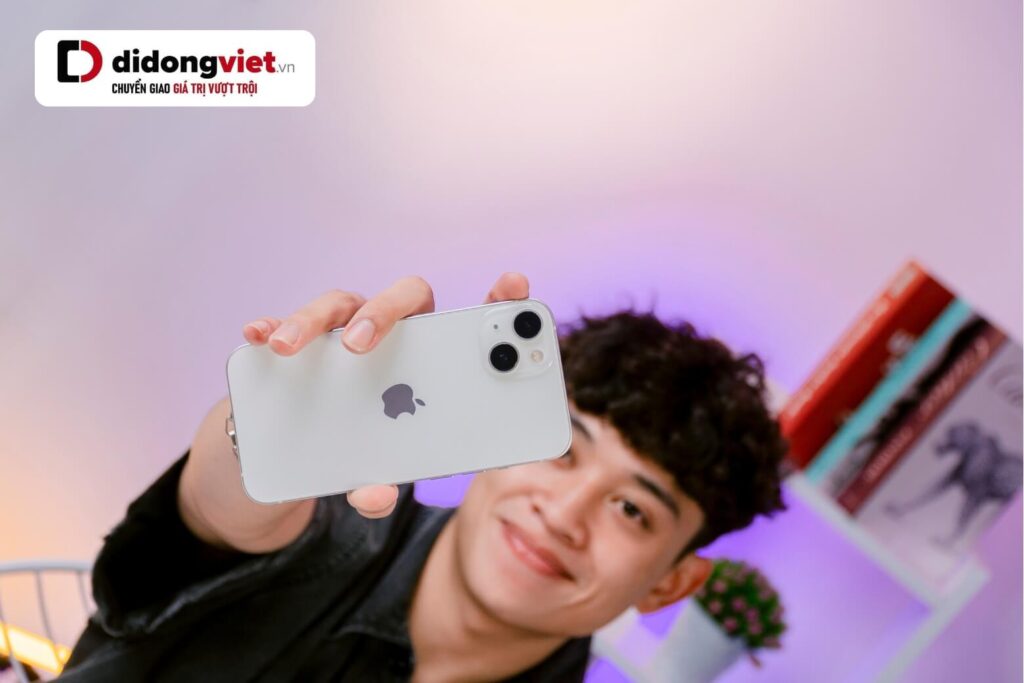 Trên tay iPhone 13 năm 2026: Cảm giác cầm nắm thực tế và lý do người dùng vẫn chọn mua 15 trên tay iphone 13