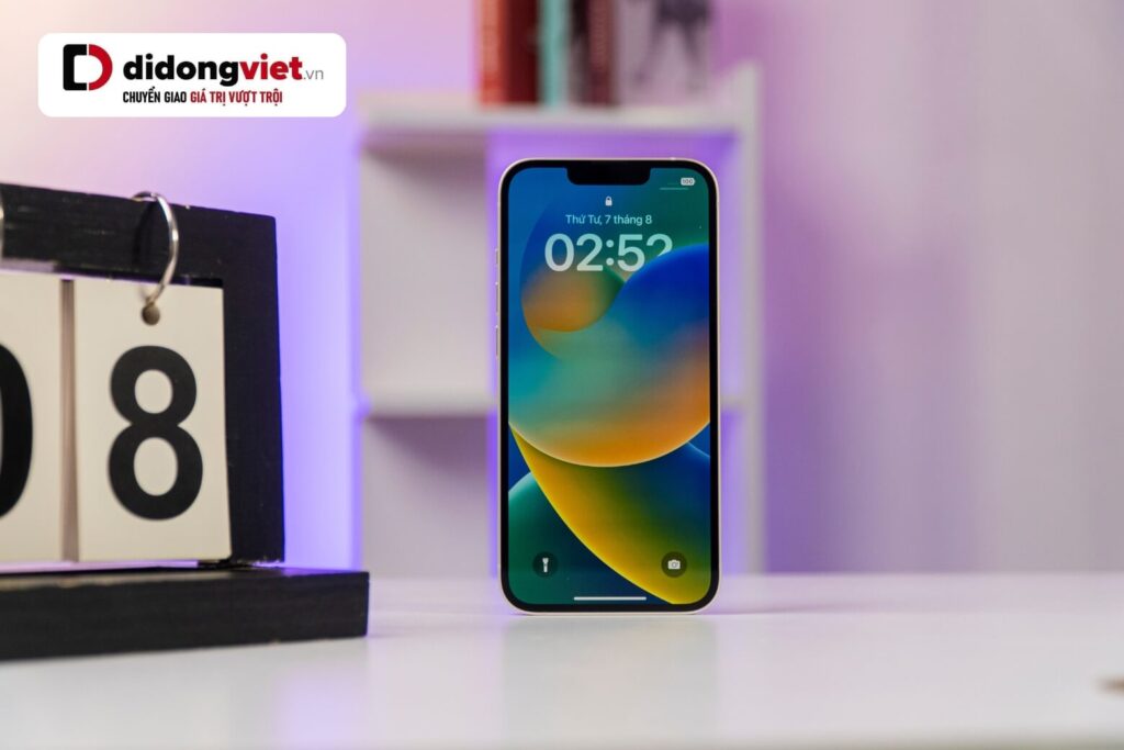 Trên tay iPhone 13 năm 2026: Cảm giác cầm nắm thực tế và lý do người dùng vẫn chọn mua 16 trên tay iphone 13