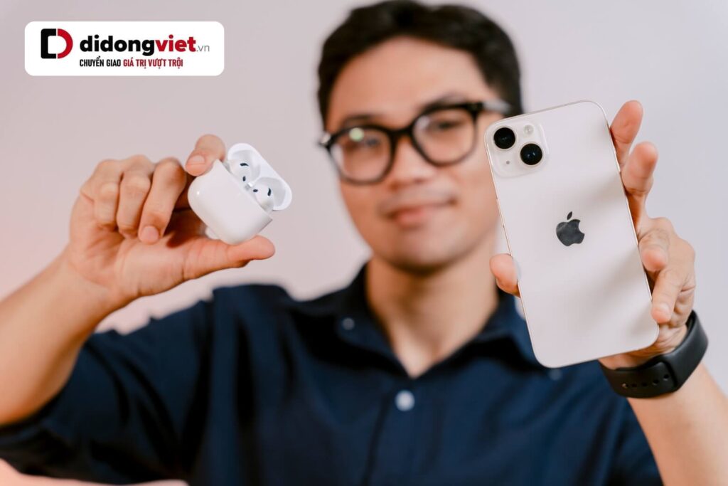 Trên tay iPhone 14 năm 2026: Màu sắc đa dạng, màn hình rực rỡ 8 trên tay iphone 14