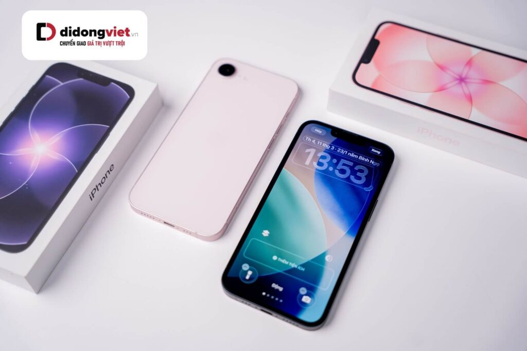 Trên tay iPhone 17e: Đánh giá chi tiết thiết kế, hiệu năng và trải nghiệm thực tế 13 Màn hình 60Hz gây tranh cãi, nhưng vẫn đủ mượt cho người dùng nâng cấp từ iPhone 11 hoặc 12
