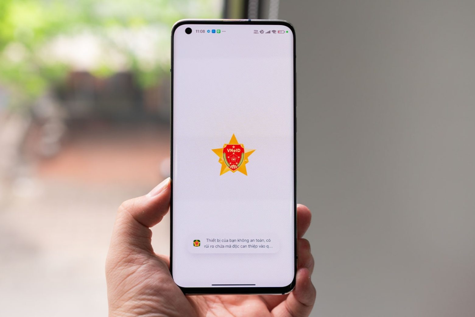 Unlock Bootloader là gì? 5 Rủi ro cần biết trước khi thực hiện 9 unlock bootloader là gì văng app ngân hàng