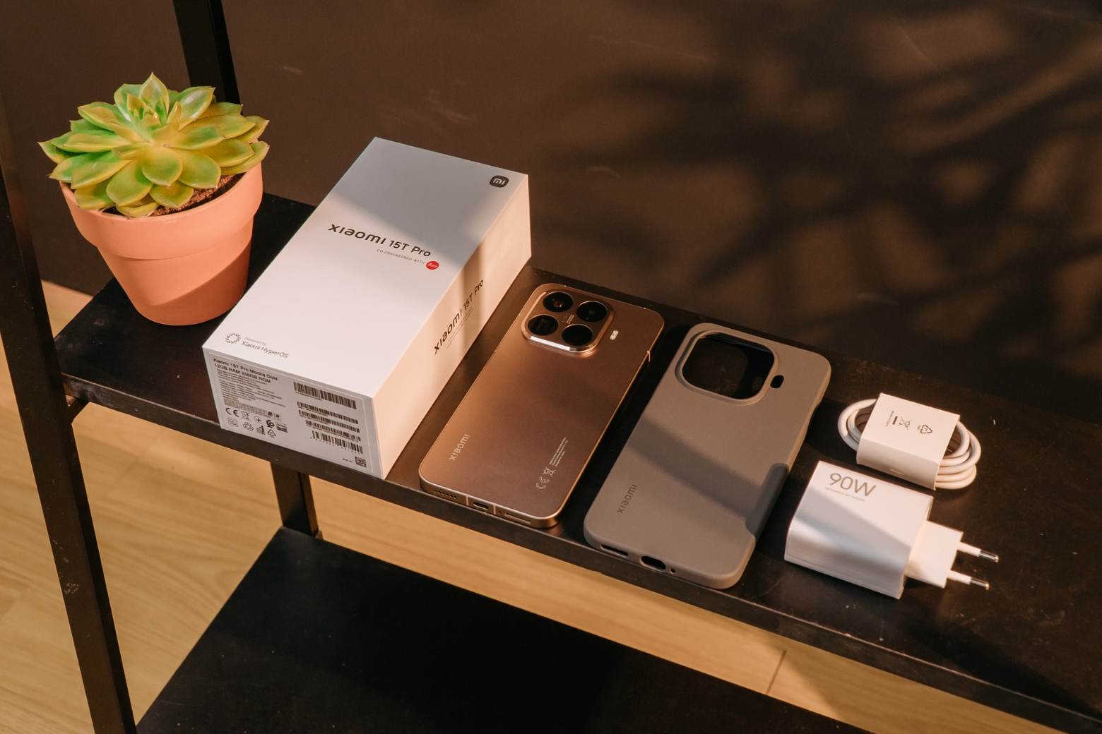 Xiaomi 15T Pro có mấy màu: Tư vấn chọn màu qua chất liệu thực tế 11 Xiaomi 15T Pro có mấy màu chọn màu phù hợp nhất