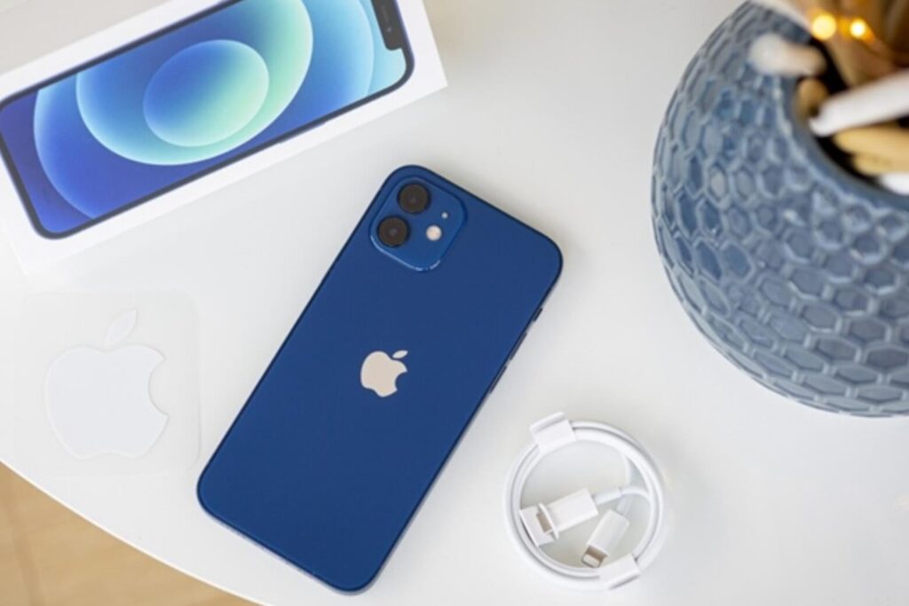Có nên mua iPhone 12 năm 2026? Đánh giá thực tế từ người dùng 6 có nên mua iphone 12