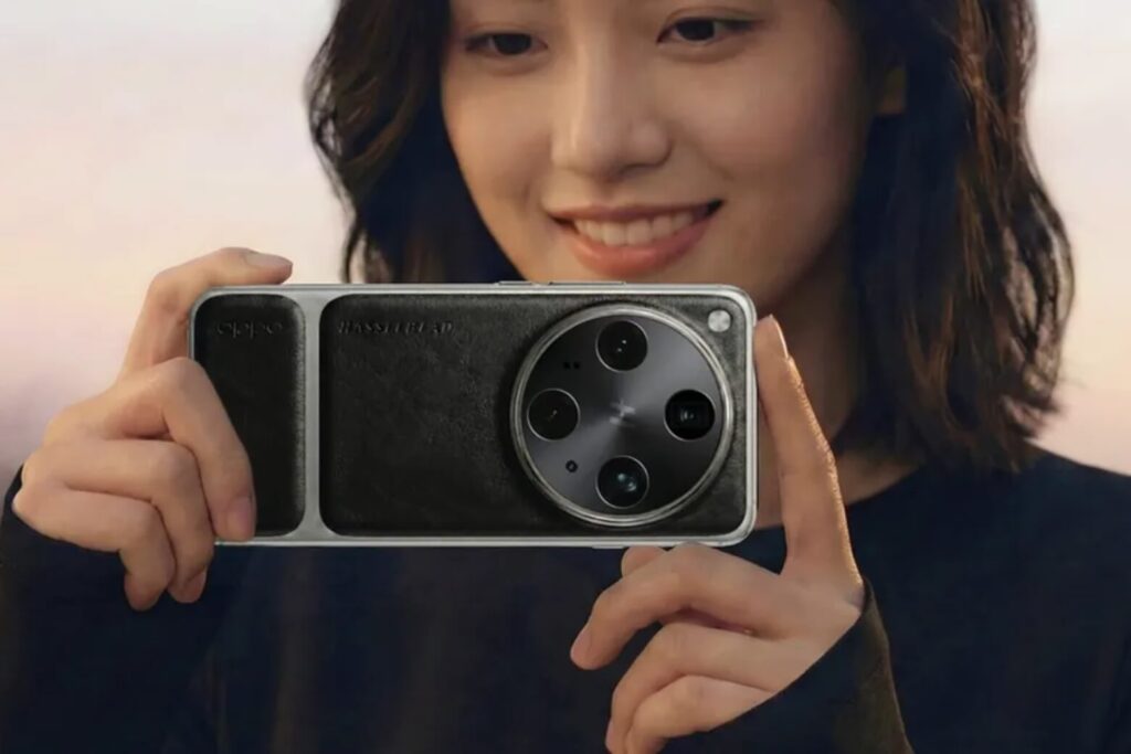 Có nên mua OPPO Find X9 Ultra: Đánh giá chi phí sở hữu và trải nghiệm nhiếp ảnh thực tế 14 OPPO Find X9 Ultra hơi nặng, dồn trên, nhưng bền bỉ với chuẩn IP69.