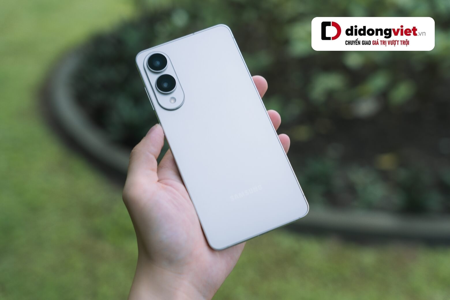 Có nên mua Samsung Galaxy S25 Edge thiết kế Titanium mỏng