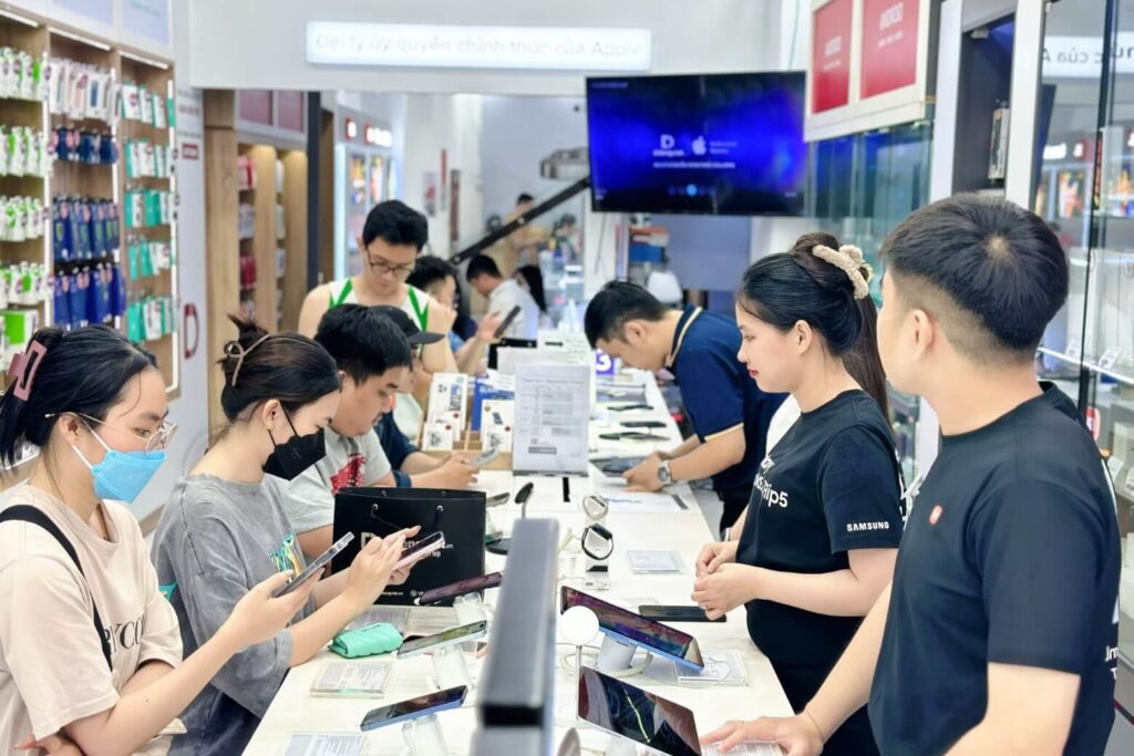 Hàng chính hãng giúp người dùng Xiaomi 17T Pro yên tâm hơn về bảo hành và linh kiện thay thế.