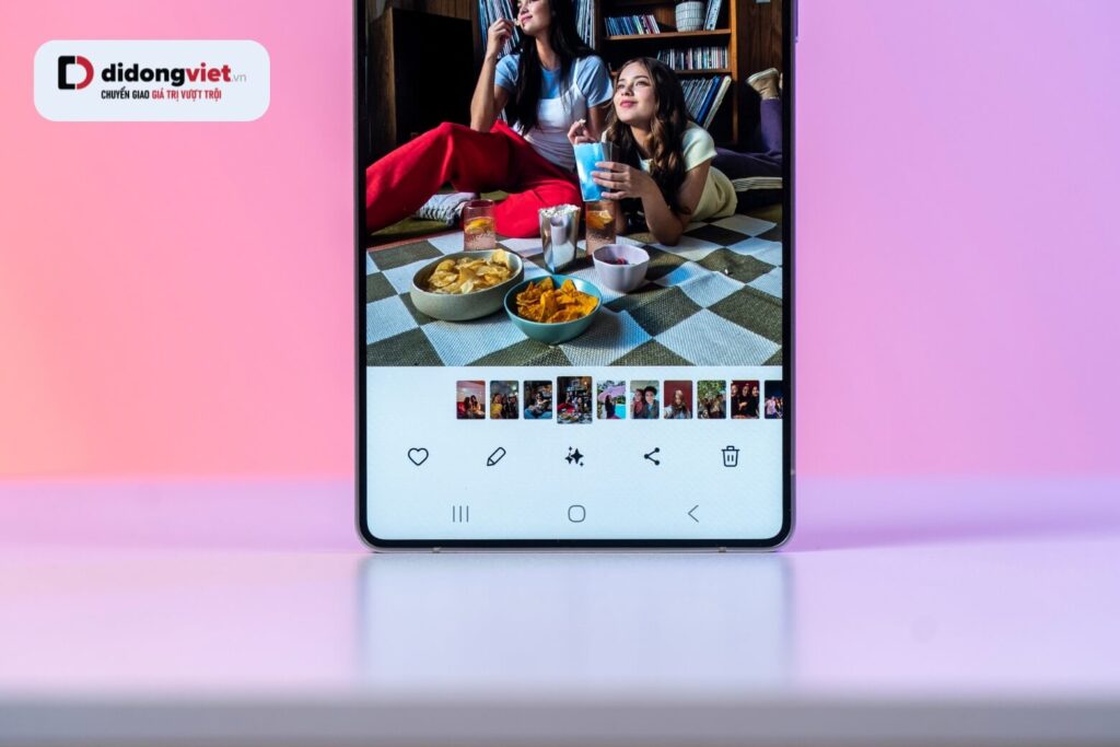 Đánh giá chi tiết camera Samsung Galaxy S25 Ultra sau hơn một năm ra mắt 19 Galaxy AI trên One UI 8.5 giúp việc hậu kỳ ảnh trực tiếp trên điện thoại trở nên nhanh và thực dụng hơn.