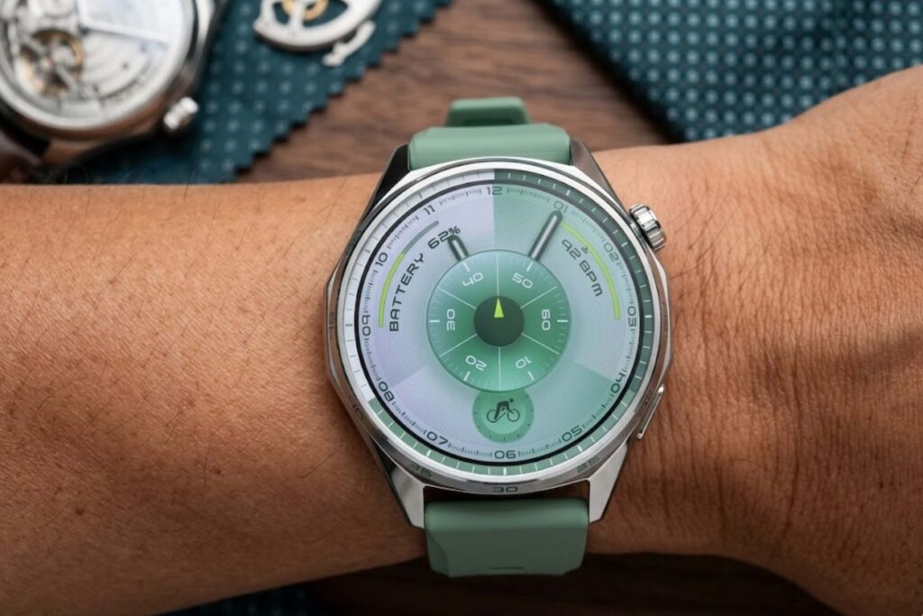 HUAWEI Watch GT6 46mm nổi bật với pin bền, GPS ổn định và màn hình AMOLED siêu sáng.