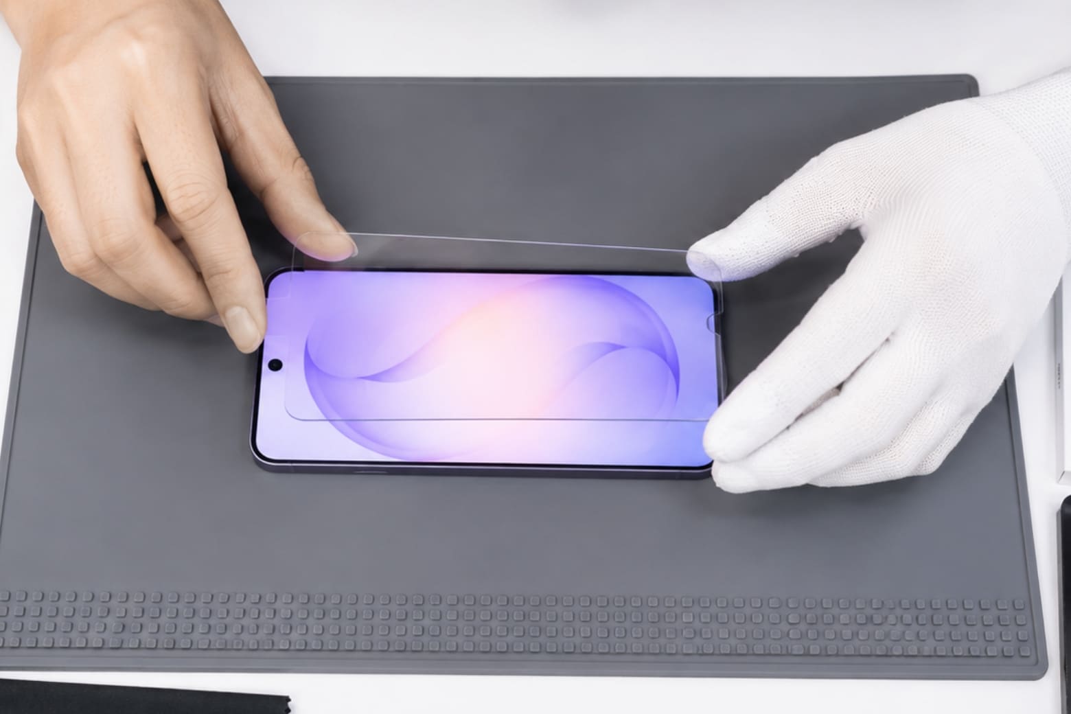 Độ bền cơ học: Kính Gorilla Glass, rủi ro vật lý và Giải pháp bảo vệ