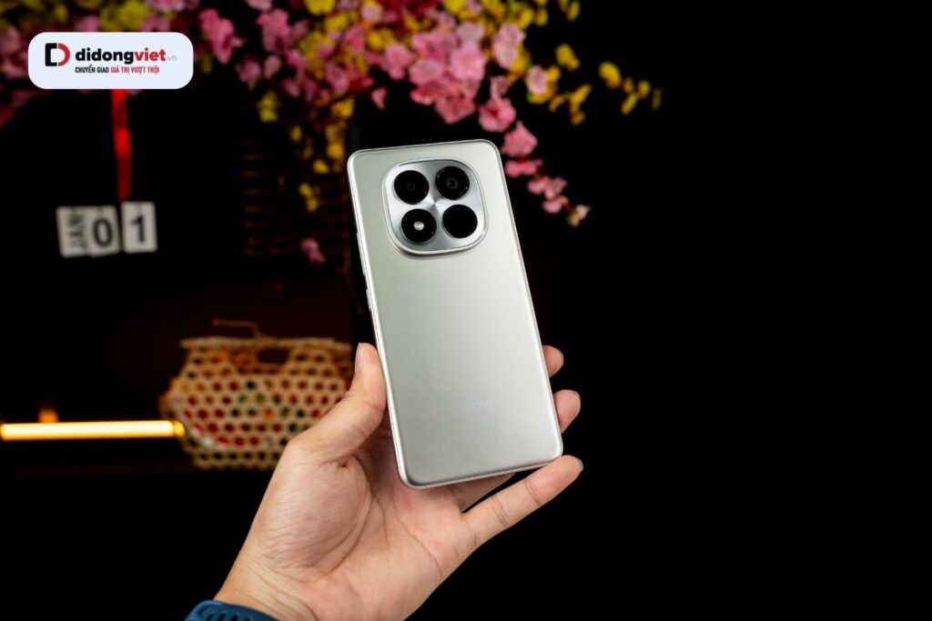 Đánh giá Redmi Note 15 Pro: Kiểm chứng thông số thực tế và hiệu năng chơi game 24 Redmi Note 15 Pro khi nhiệt độ môi trường cao hệ thống sẽ tự giảm dòng sạc để bảo vệ pin và hạn chế quá nhiệt