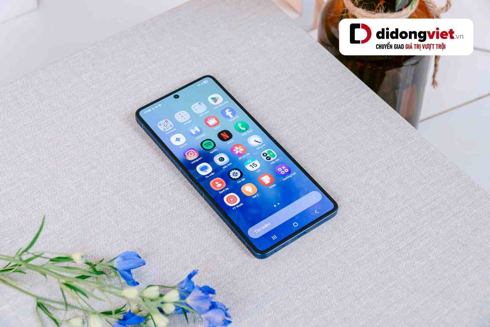 Đánh giá Samsung Galaxy Z Flip7 pin 4300mAh