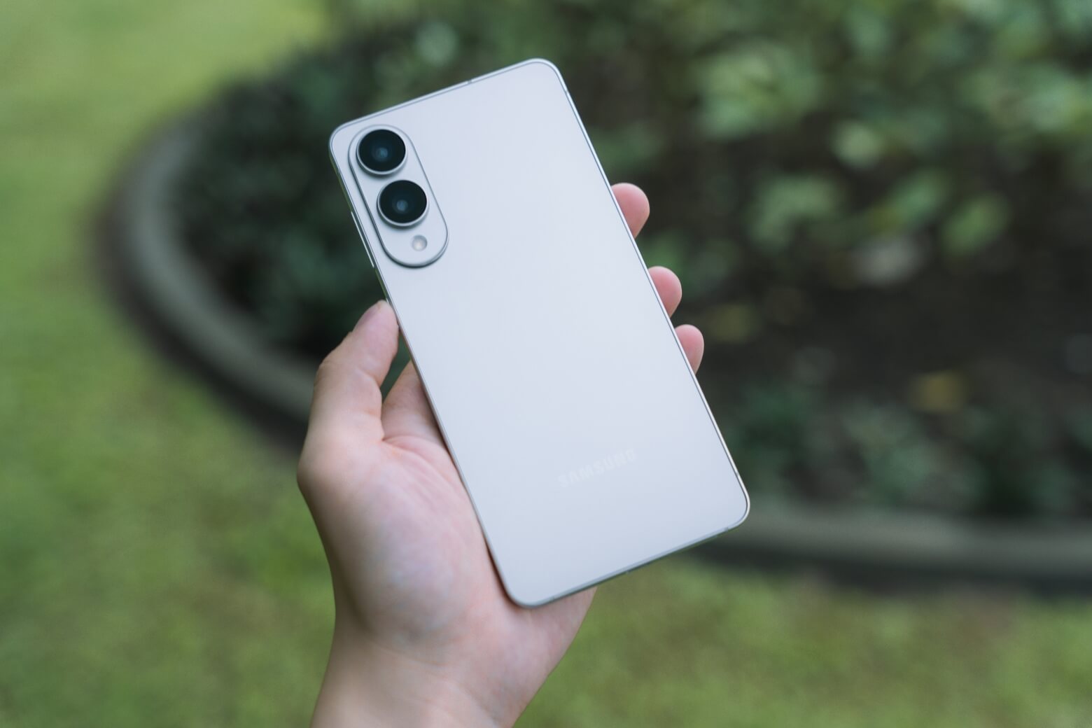 Samsung Galaxy S25 Edge có mấy màu giữ giá tốt