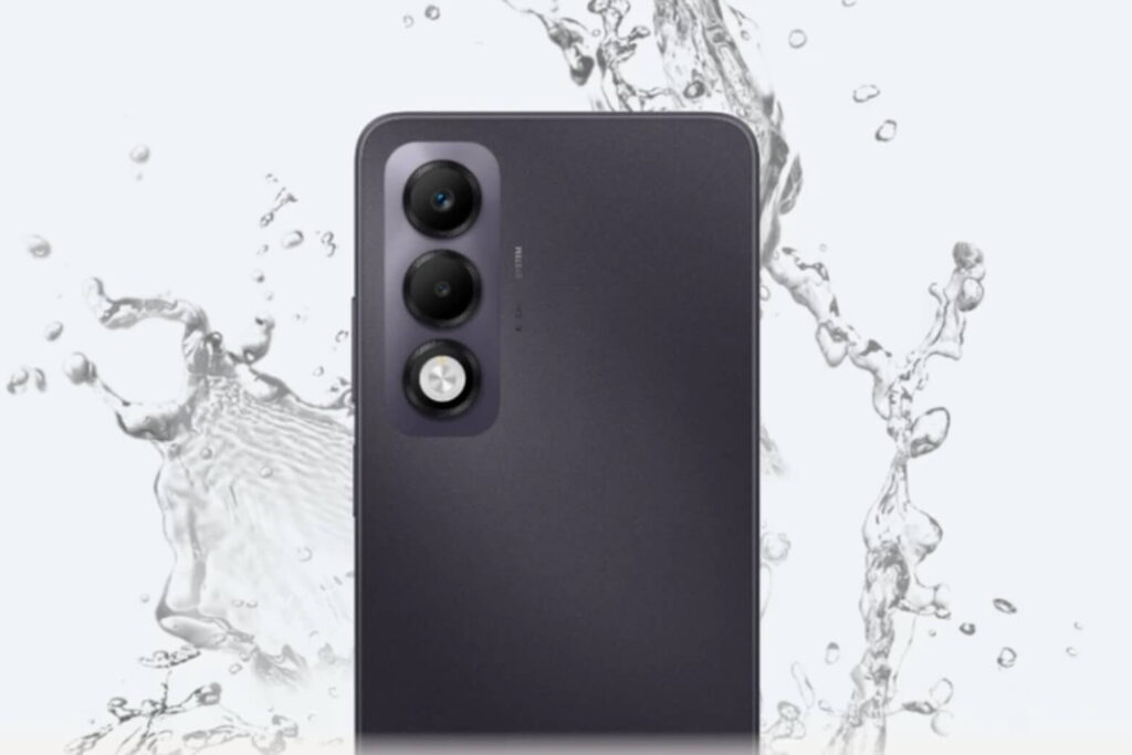 So sánh OPPO A5i Pro với OPPO A5i: Chênh lệch hơn 2 triệu, nâng cấp có thực sự đáng tiền? 14 A5i Pro bền hơn với IP65 và kính Gorilla Glass 7i, chống nước và va đập tốt hơn A5i (IP54, kính Panda).