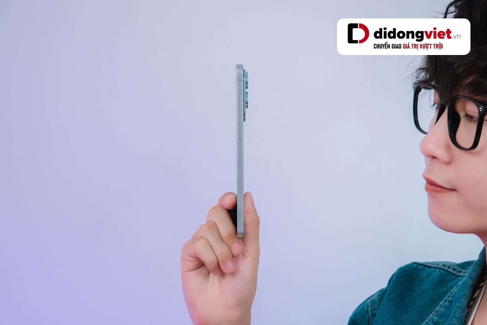 Trên tay Samsung Galaxy S25 Edge thiết kế siêu mỏng