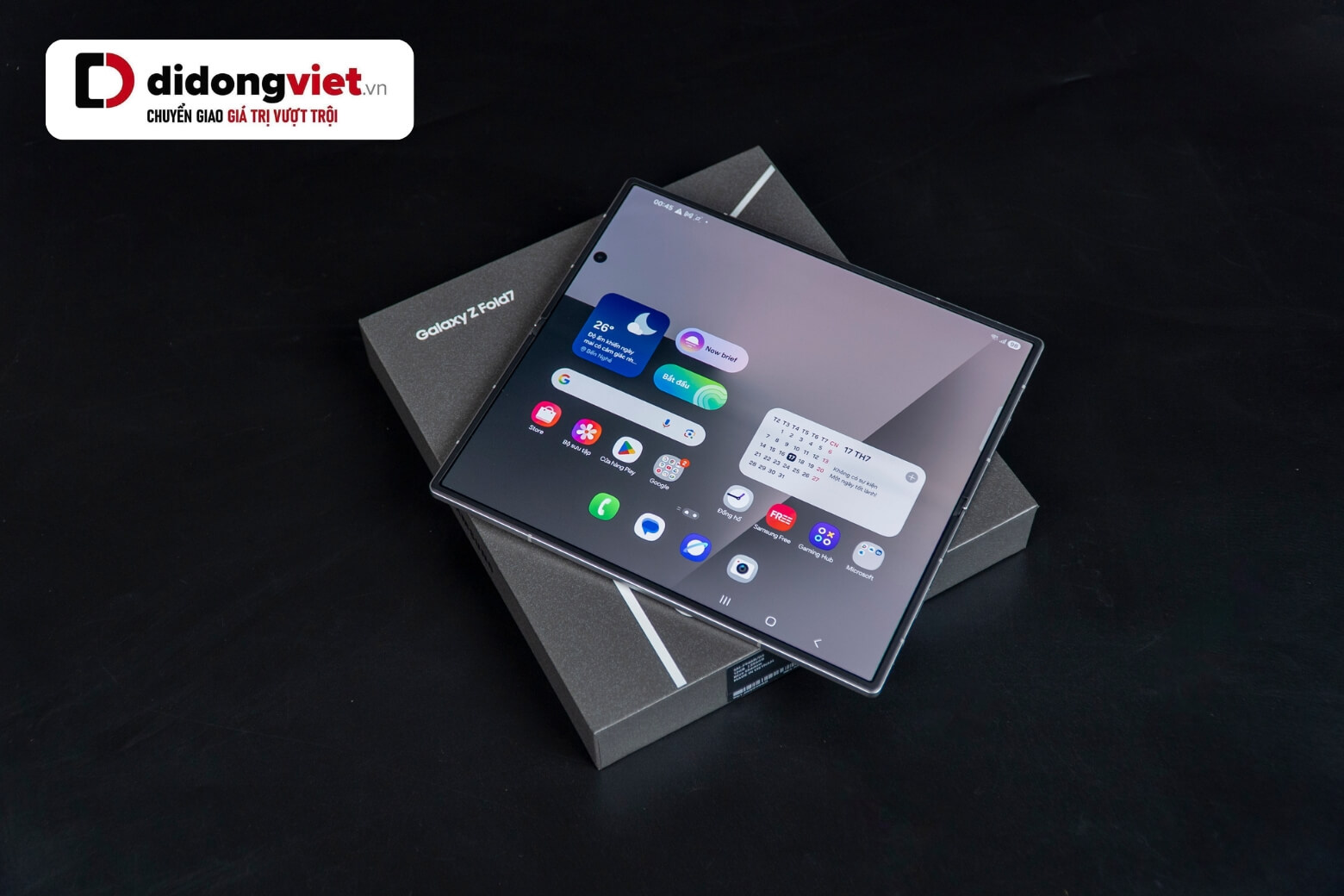 Trên tay Samsung Galaxy Z Fold7 màn hình 8 inch