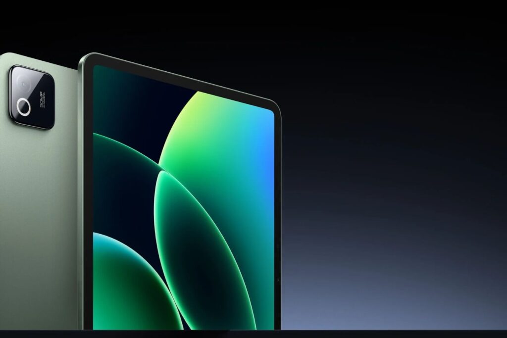 Trên Tay Xiaomi Pad 8 Pro: Trải Nghiệm Thực Tế Từ Cảm Giác Cầm Nắm Đến Thao Tác Vuốt Chạm 11 Xiaomi Pad 8 Pro: Thiết kế mỏng nhẹ, màn hình 144Hz và hệ phụ kiện linh hoạt cho trải nghiệm làm việc di động.