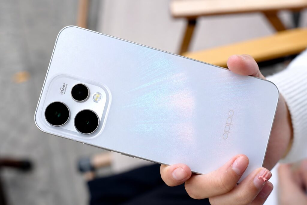 Cảm ứng toàn diện trên OPPO Reno15: Cơ chế hoạt động và trải nghiệm thực tế 7 Cảm ứng toàn diện trên OPPO Reno15