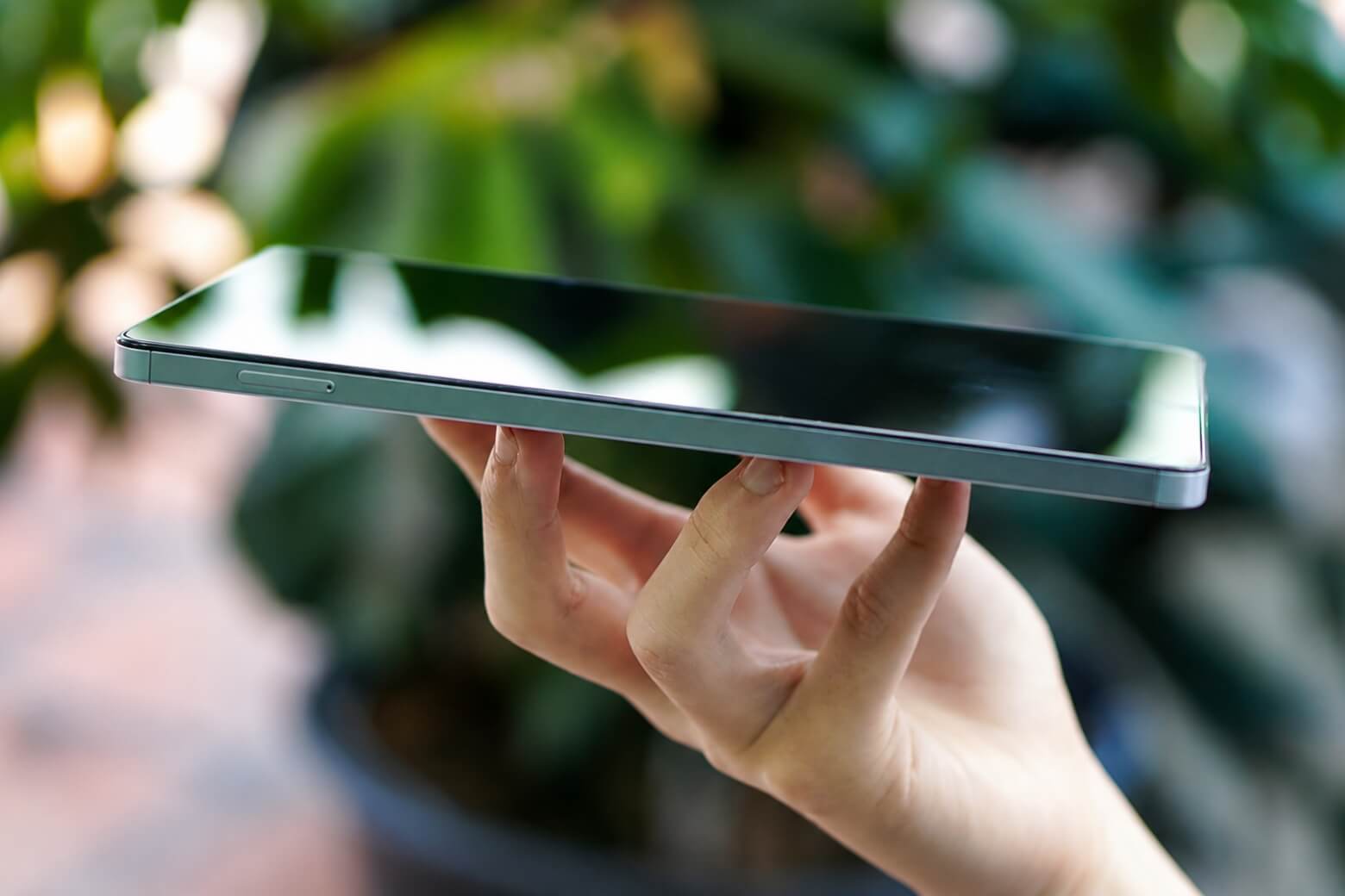 Có nên mua Samsung Galaxy Tab A11 trọng lượng 335g