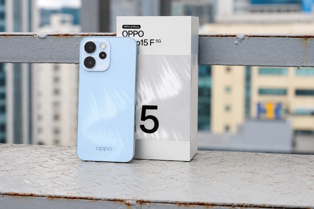 Đánh giá thiết kế OPPO Reno15 F: Trải nghiệm cầm nắm và mức độ bám vân tay thực tế 7 Đánh giá thiết kế OPPO Reno15 F