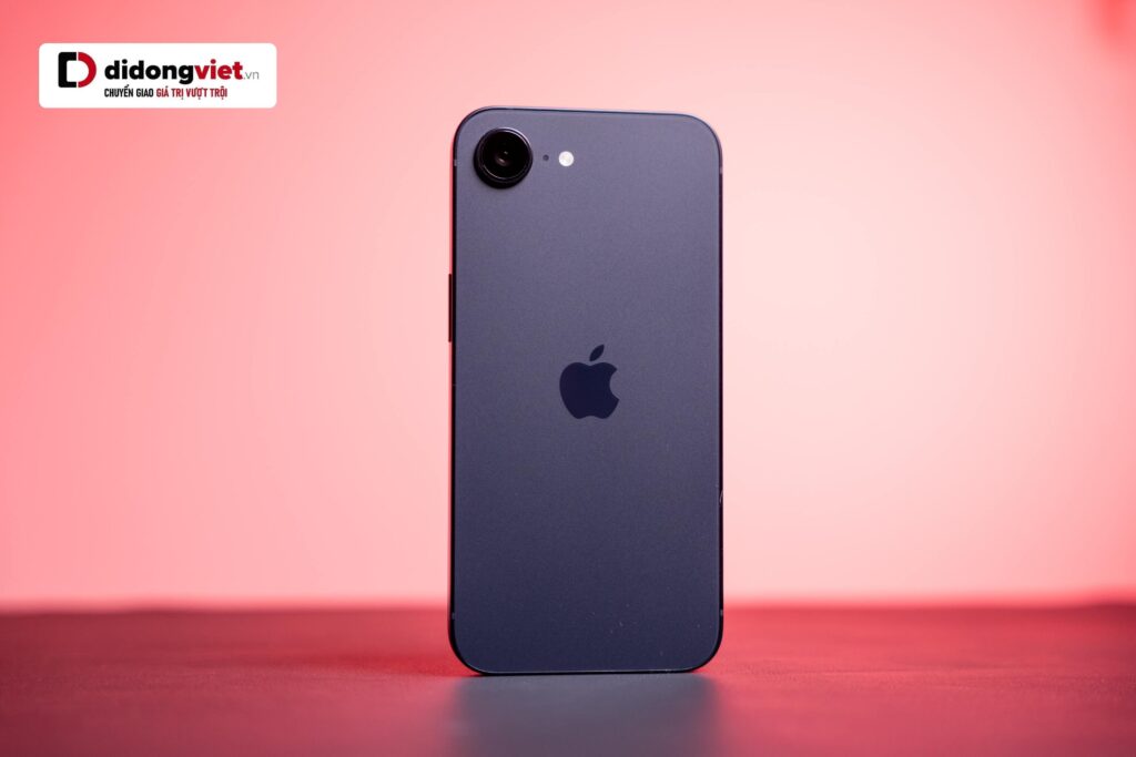 Màu iPhone 17e ảnh hưởng đến trải nghiệm, độ bền và giá trị bán lại.