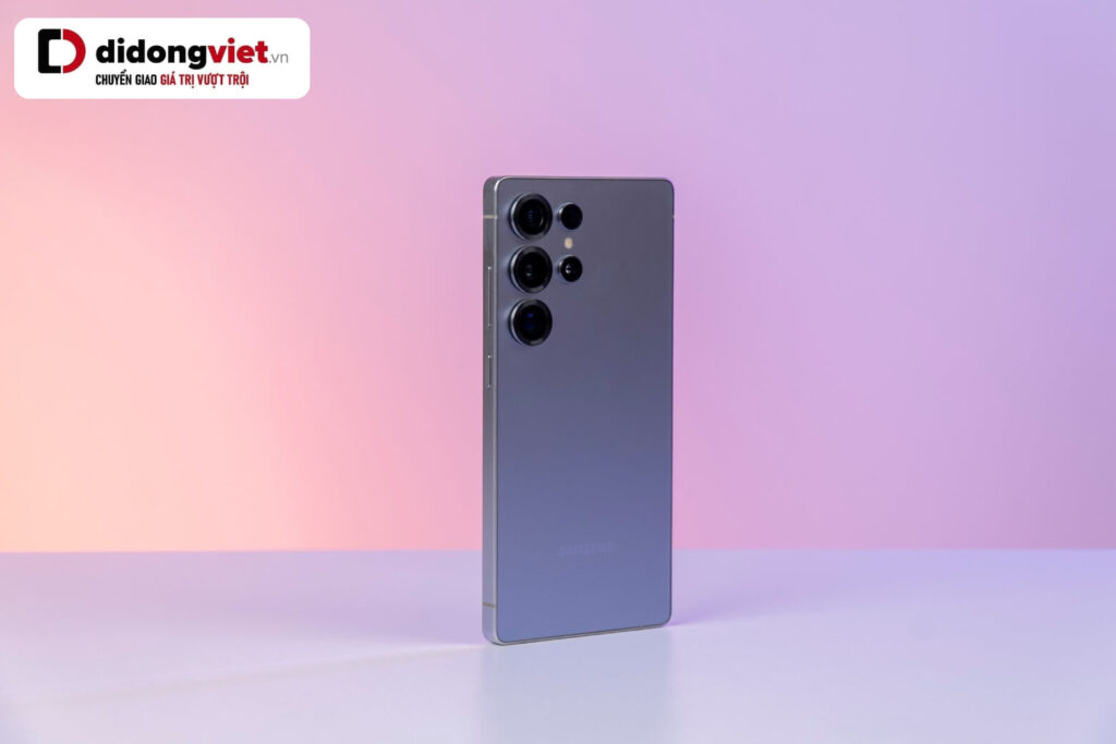 Samsung Galaxy S25 Ultra có mấy màu? Đánh giá thực tế viền Titanium và bảng màu mới 8 Samsung Galaxy S25 Ultra có mấy màu