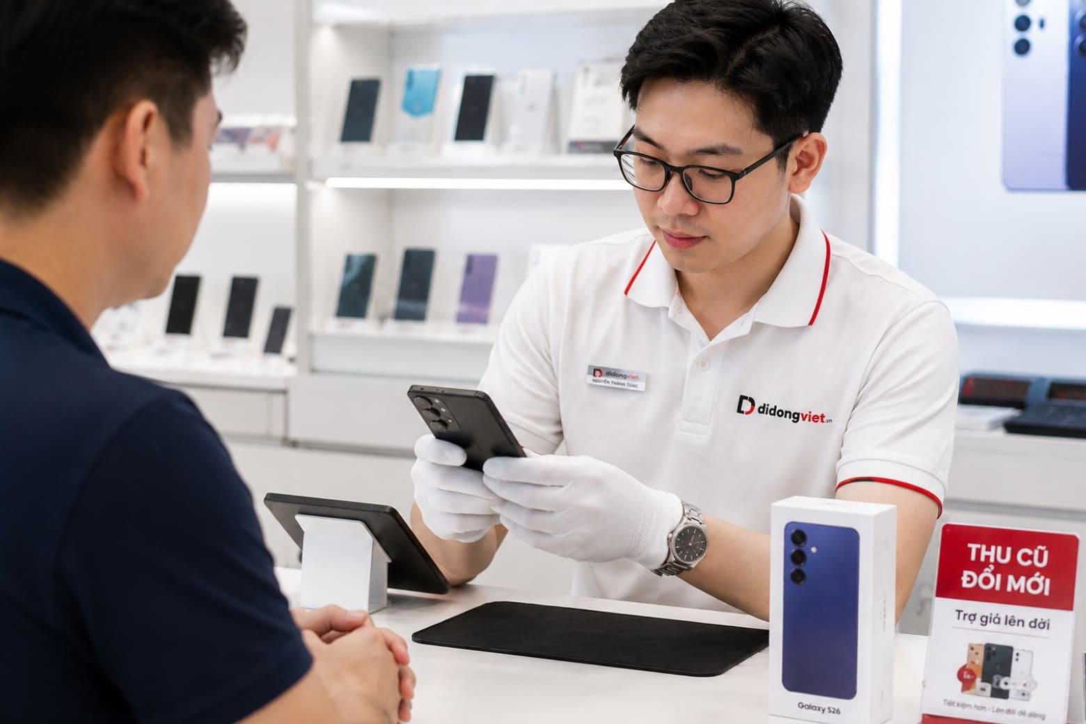 So sánh Samsung Galaxy S26 tiêu chuẩn và Samsung S25 Plus dựa trên nhu cầu sử dụng thực tế 10 Phân tích giá bán hiện tại và tổng chi phí sở hữu dài hạn