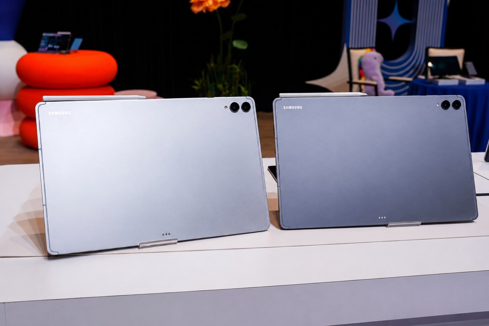 Samsung Galaxy Tab S11 Ultra có mấy màu có 2 màu