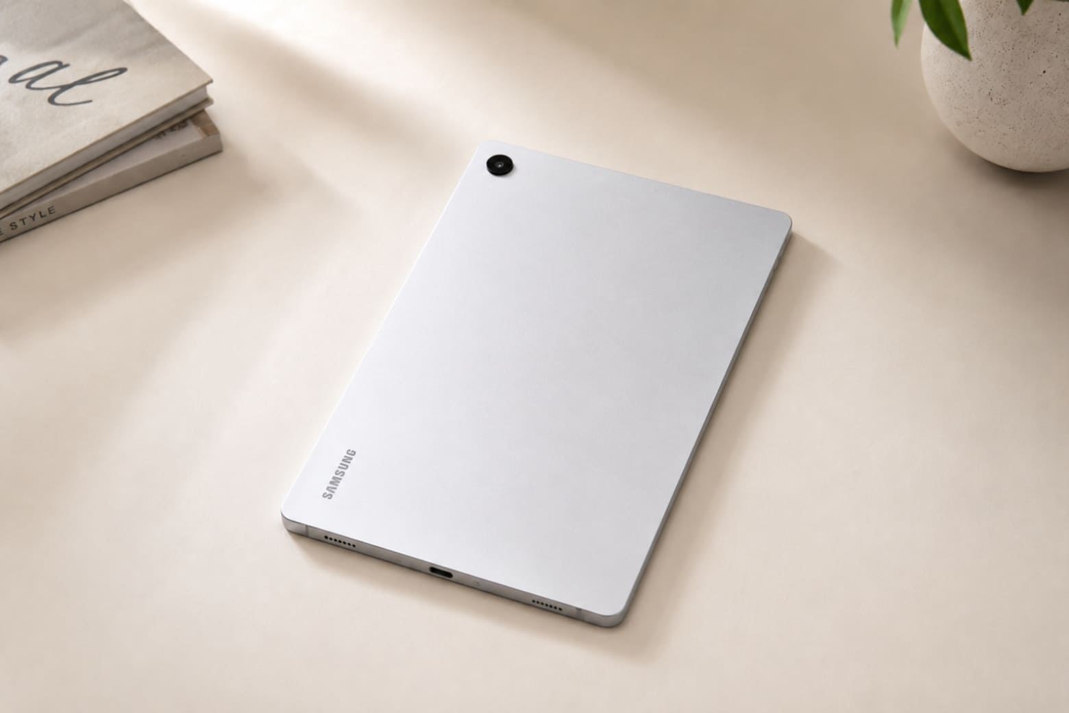 Samsung Tab A11 Plus có mấy màu? Phân tích mặt lưng thực tế và tư vấn chọn mua 7 Samsung Galaxy Tab A11 Plus màu Bạc (Silver)