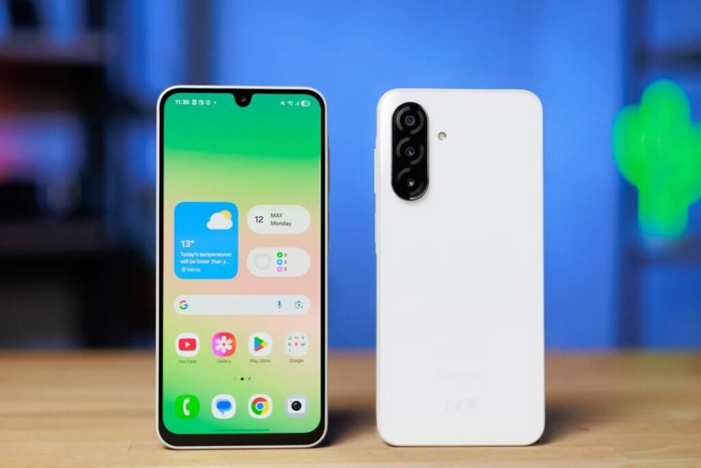 Galaxy A27 5G mang đến trải nghiệm hiển thị Super AMOLED 120Hz mượt mà trên màn hình lớn 6.7 inch.