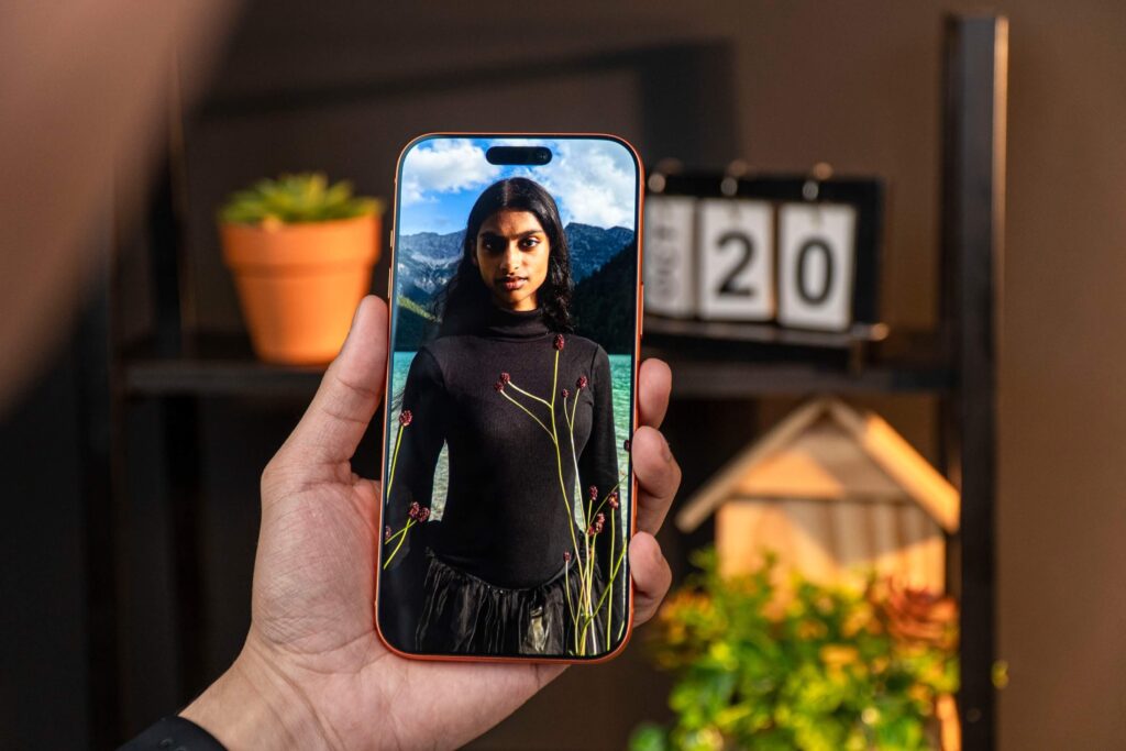 iPhone 17 Pro Max mạnh về AI on-device bảo mật và tối ưu văn bản