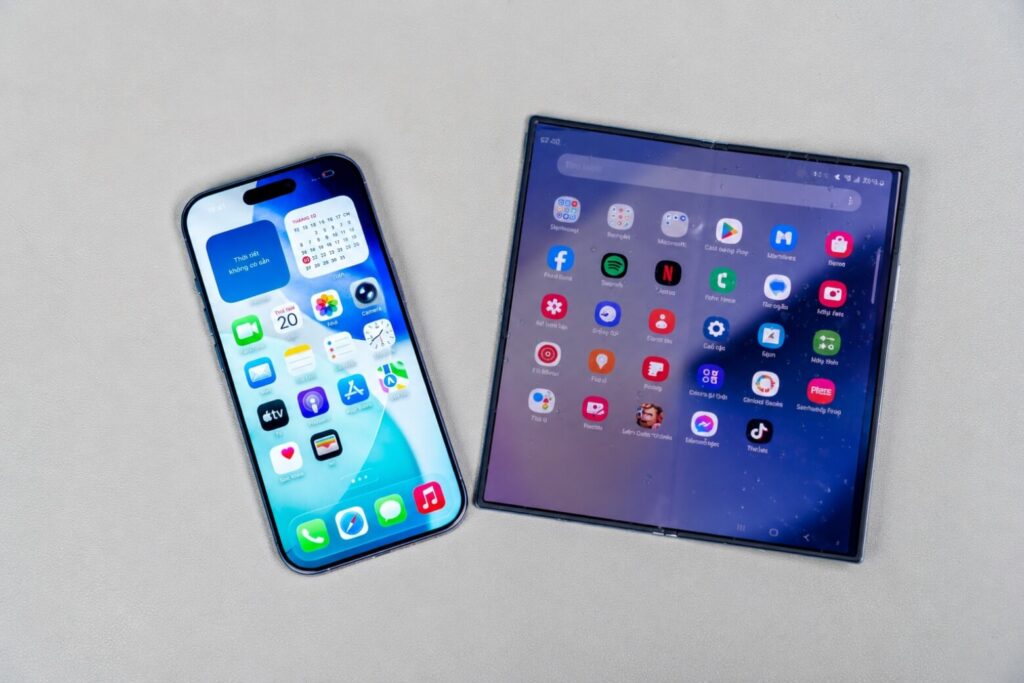 iPhone 17 và Galaxy Z Fold6: Cân nhắc giá trị sử dụng, khả năng giữ giá và chi phí sở hữu lâu dài.