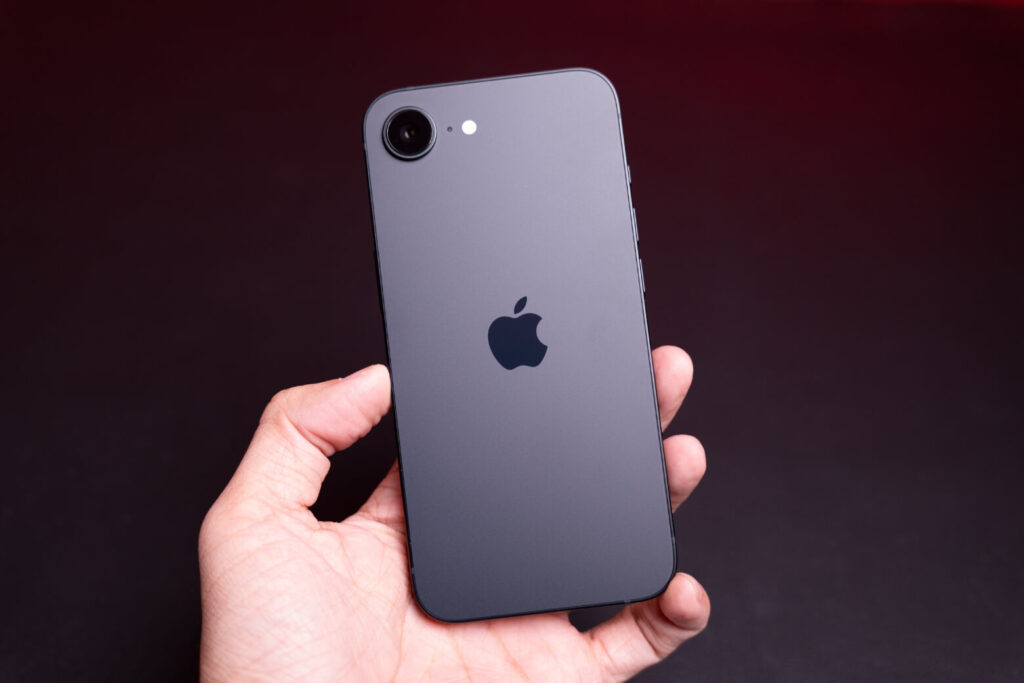 So sánh iPhone 17e và OPPO Find X8: Chọn máy nào để không hối hận sau 2 năm? 8 So sánh iPhone 17e và OPPO Find X8