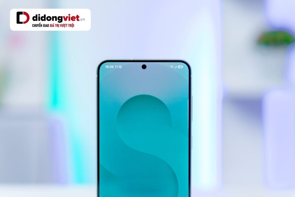 So sánh iPhone 17e và Samsung Galaxy S25: Nên chọn hệ sinh thái hay màn hình mượt? 15 So sánh iPhone 17e và Samsung Galaxy S25