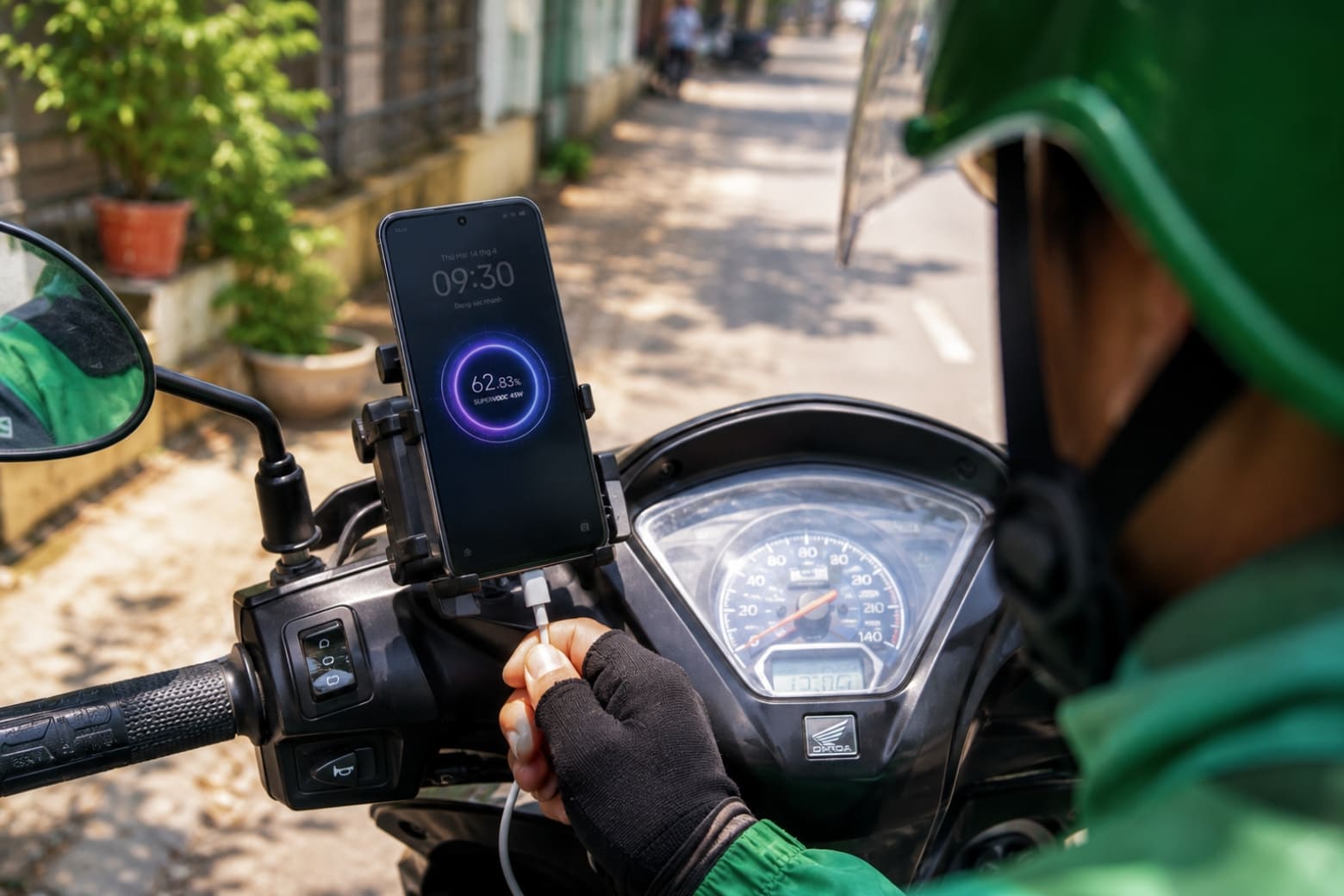 So sánh OPPO A6t Pro và Samsung Galaxy A27: Máy nào phù hợp với bạn? 8 Thời lượng pin và tốc độ sạc trong bối cảnh sử dụng cường độ cao