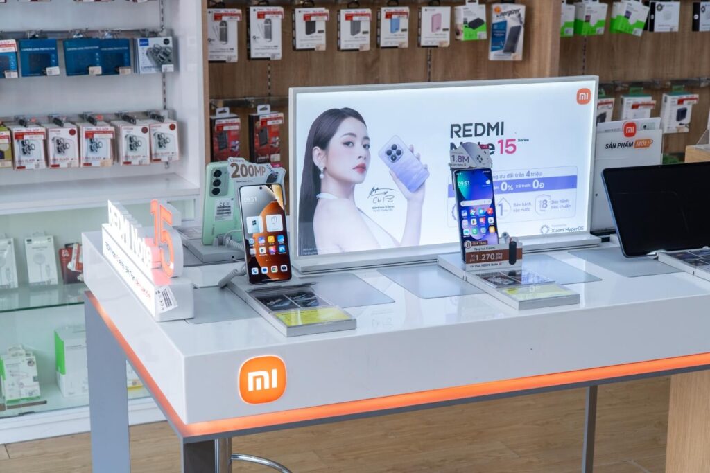 So sánh OPPO Reno15 F và Redmi Note 15 Pro: Chọn thời trang hay cấu hình cực hạn? 24 Hàng chính hãng VN/A tại Di Động Việt mang lại sự ổn định, bảo hành đầy đủ