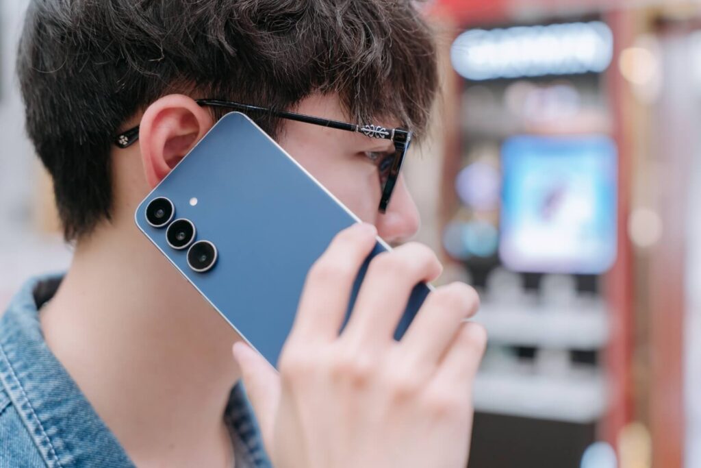 So sánh OPPO Reno15 F và Samsung Galaxy S25 FE: Nên chọn máy nào khi có 10-15 triệu? 10 So sánh OPPO Reno15 F và Samsung Galaxy S25 FE