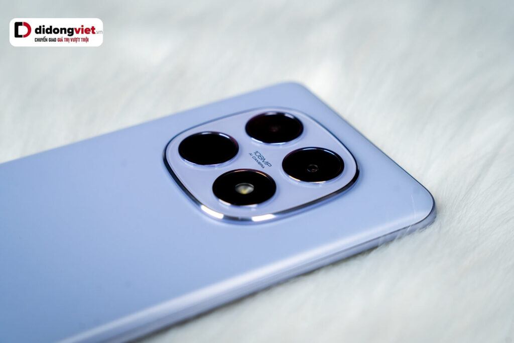 So sánh Redmi Note 15 5G và Samsung A56 từ thiết kế đến hiệu năng 11 Xiaomi Redmi Note 15 5G sở hữu thiết kế mỏng nhẹ 7.35mm, màn hình cong 3D độ sáng 3200 nits