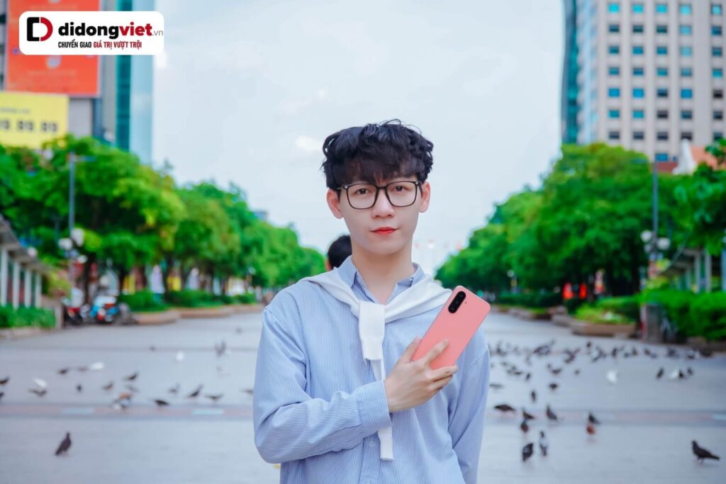So sánh chi tiết Redmi Note 15 và Samsung Galaxy A26 5G theo nhu cầu sử dụng 24 Samsung Galaxy A26 5G phù hợp cho người dùng ưu tiên độ bền IP67, chụp ảnh màu sắc tự nhiên và cần một thiết bị ổn định