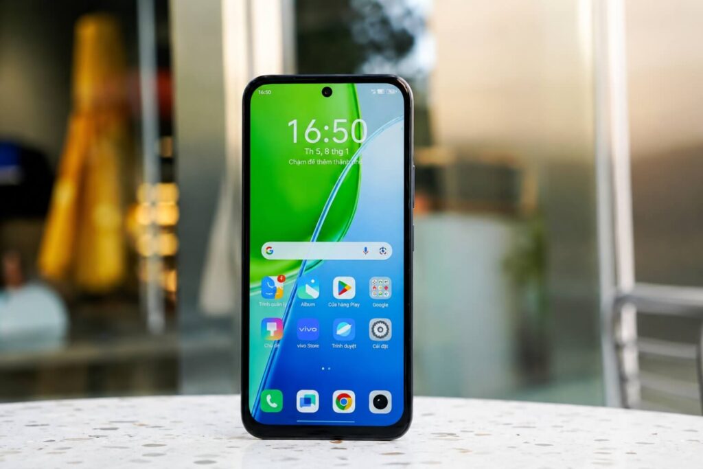 So sánh Samsung A27 5G và vivo Y31d để tìm ra điện thoại phù hợp với nhu cầu sử dụng 12 vivo Y31d dùng màn IPS LCD HD+ 6.75 inch 120Hz sáng 1250 nits nhưng độ chi tiết thấp hơn