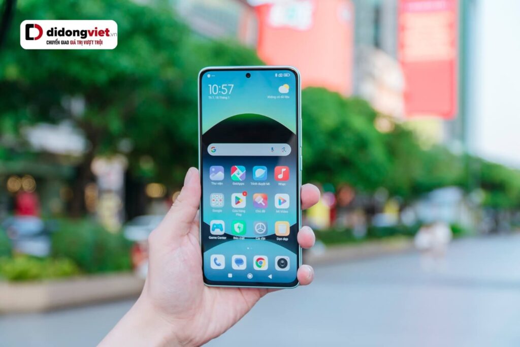 So sánh Samsung Galaxy A17 5G và Redmi Note 14 5G: Chọn bền bỉ hay phá cách? 15 Redmi Note 14 5G sở hữu màn hình AMOLED 120Hz siêu sáng 2100 nits, mượt mà