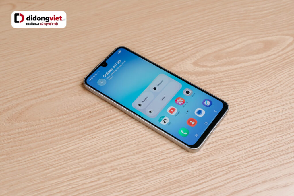 So sánh Samsung Galaxy A17 5G và Redmi Note 14 5G: Chọn bền bỉ hay phá cách? 16 Galaxy A17 5G mang lại hiệu năng ổn định, tiết kiệm pin và hỗ trợ cập nhật dài hạn nhưng chưa tối ưu khi chơi game nặng.