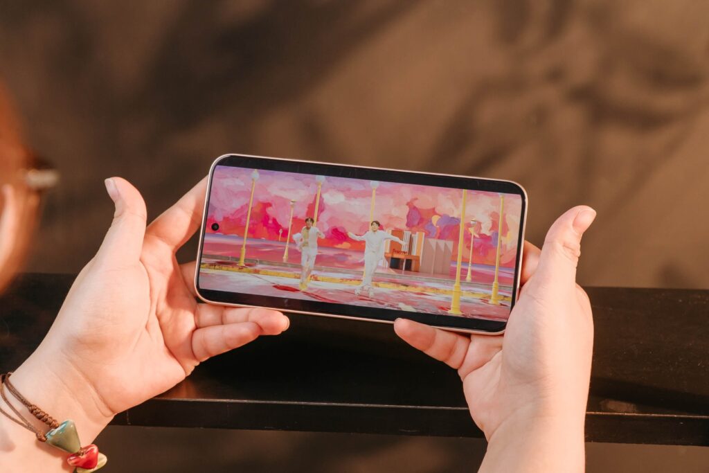 Xiaomi 15T mang lại hiệu năng gaming vượt trội nhưng tỏa nhiệt nhiều hơn khi tải nặng.
