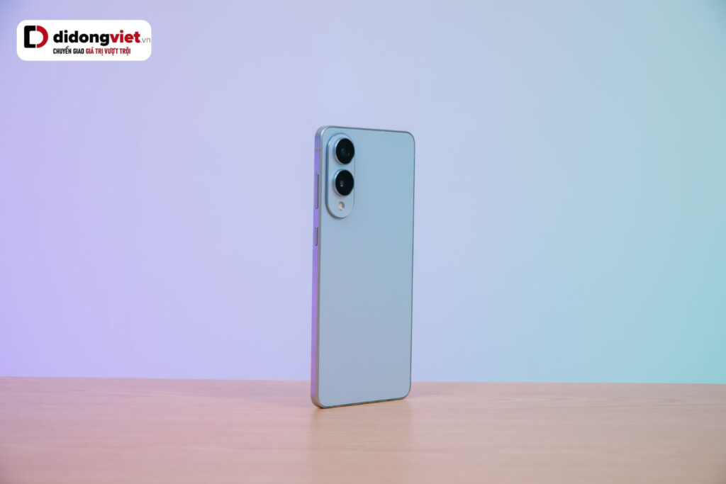 So sánh chi tiết Samsung Galaxy S26 và Galaxy S25 Edge 5G trước khi mua 11 Samsung Galaxy S25 Edge 5G gây ấn tượng với thiết kế siêu mỏng nhẹ cùng camera chính 200MP