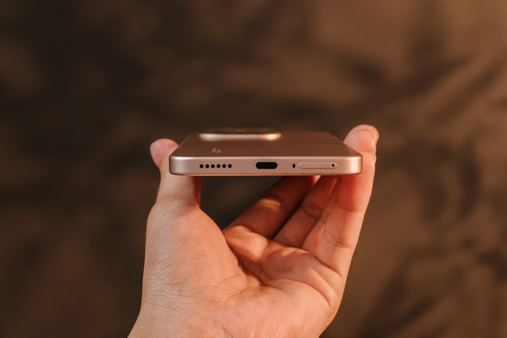 So sánh Xiaomi 15T 5G và OPPO Reno15 F 5G: Chọn hiệu năng đỉnh hay pin vô đối? 17 Xiaomi 15T 5G tối ưu trải nghiệm sử dụng với sạc nhanh vượt trội, rút ngắn thời gian chờ