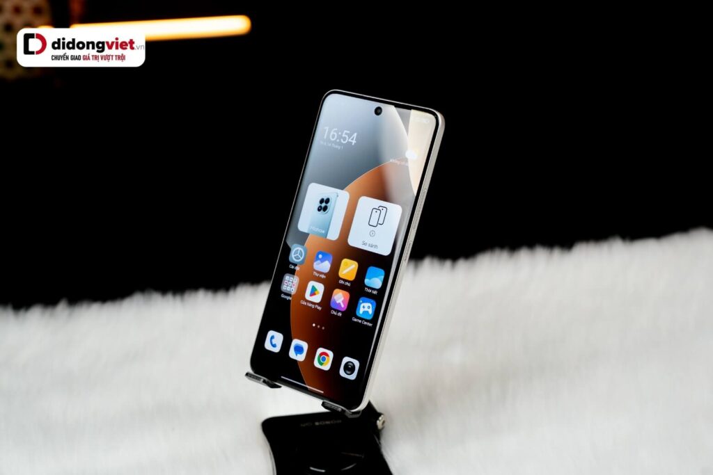 So sánh Xiaomi 15T 5G và Redmi Note 15 Pro 5G về hiệu năng và độ bền thực tế 14 Màn hình AMOLED 120Hz và PWM Dimming 3840Hz bảo vệ mắt.